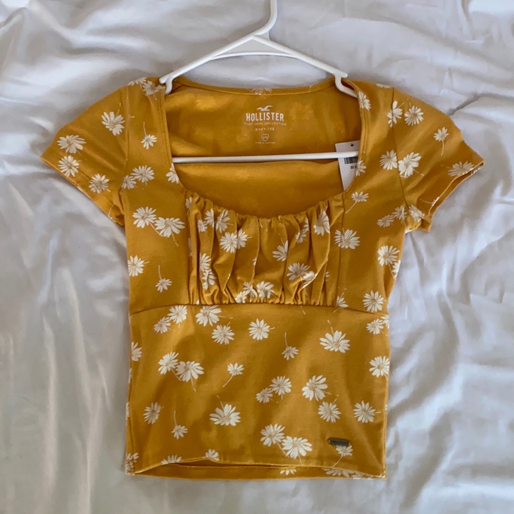 Hollister Ruched Floral Baby Tee